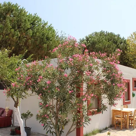 Guleda Bag Evi Bed & Breakfast Bozcaada