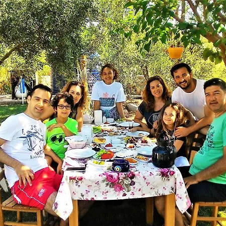 Bed & Breakfast Guleda Bag Evi Bozcaada